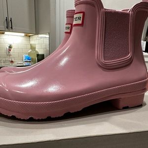 New Hunter Chelsea boots